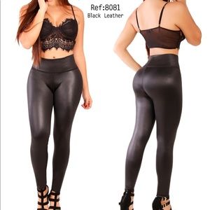 Black bcurved leather legging
